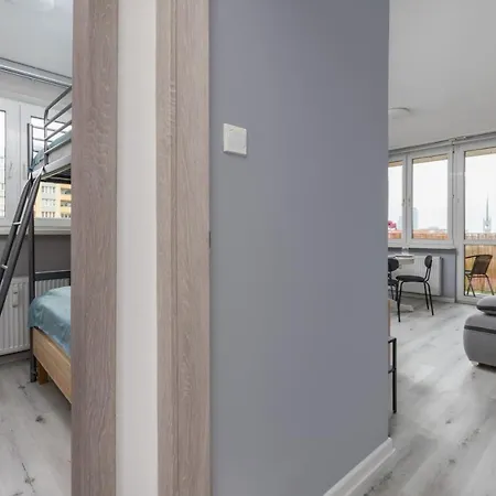 Family With Balcony In By Renters *