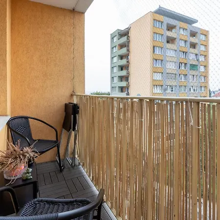 アパート Family With Balcony In By Renters グディニャ