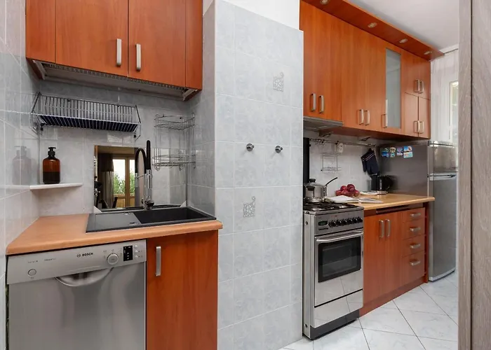 شقة Family With Balcony In By Renters