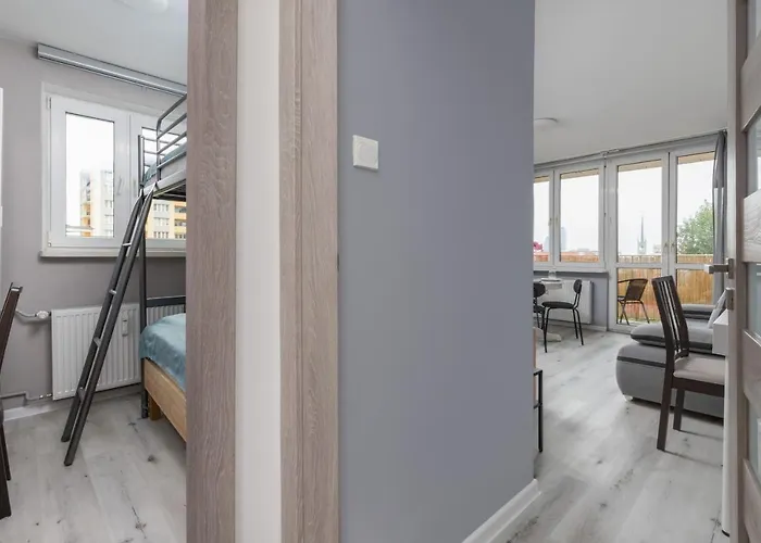 Family With Balcony In By Renters *